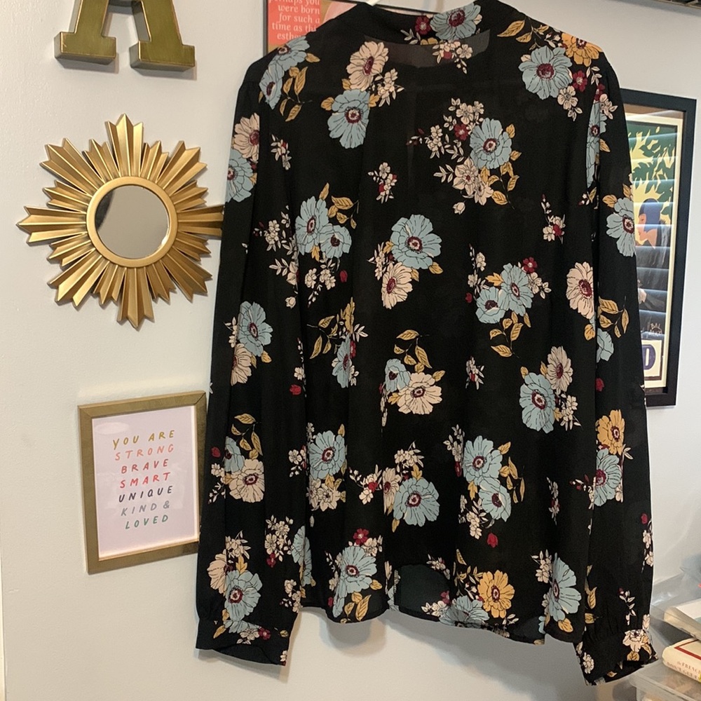 Long Sleeve Floral blouse